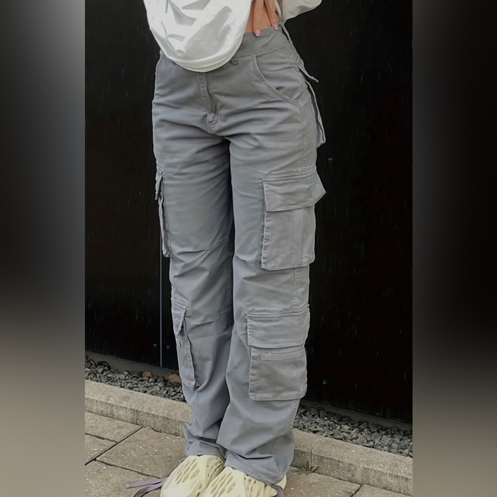 *CARGOS*